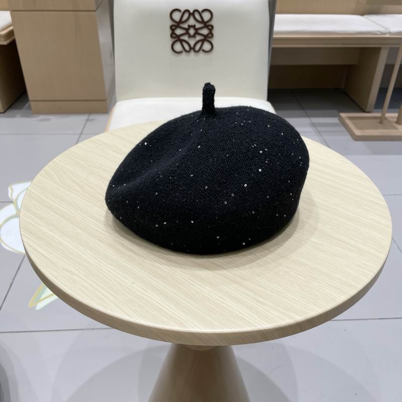 LV beret (128)
