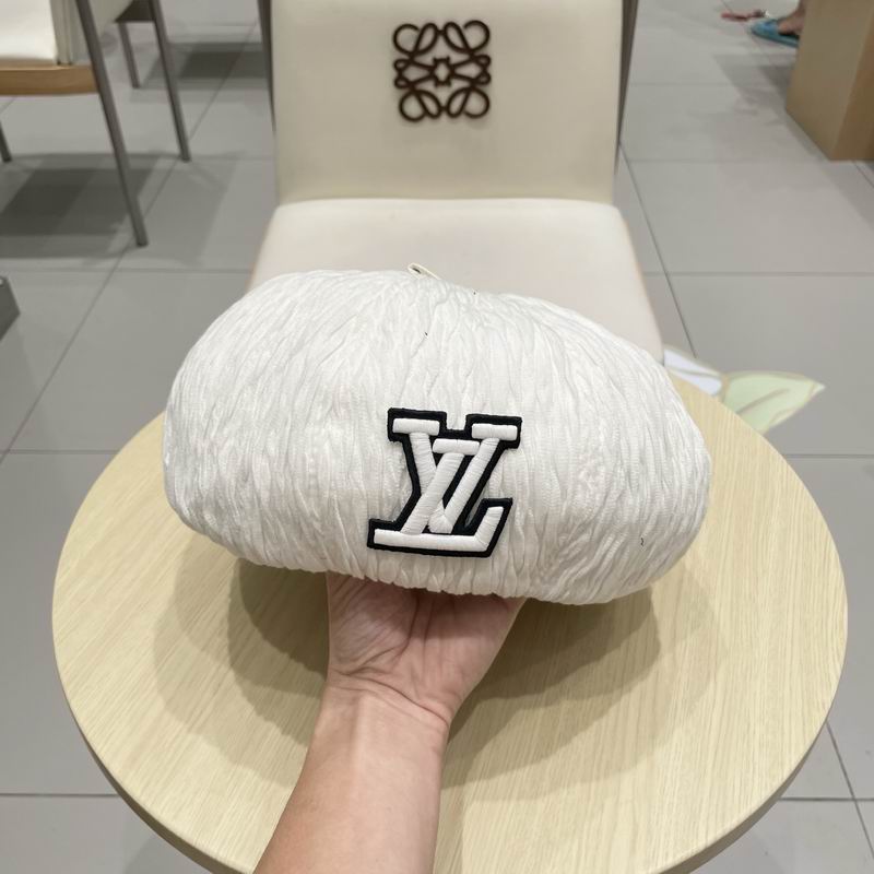 LV beret (32)