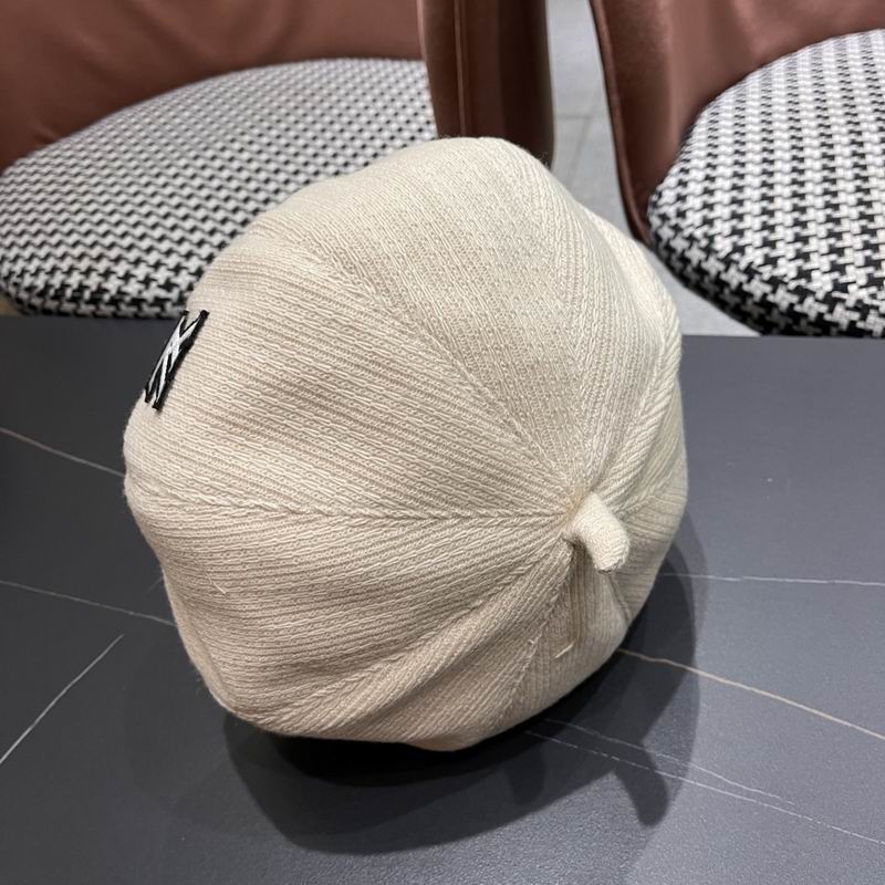 LV beret (60)