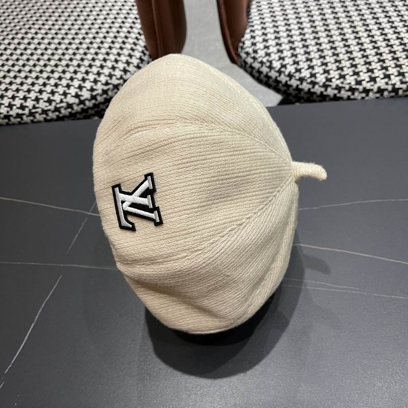 LV beret (61)