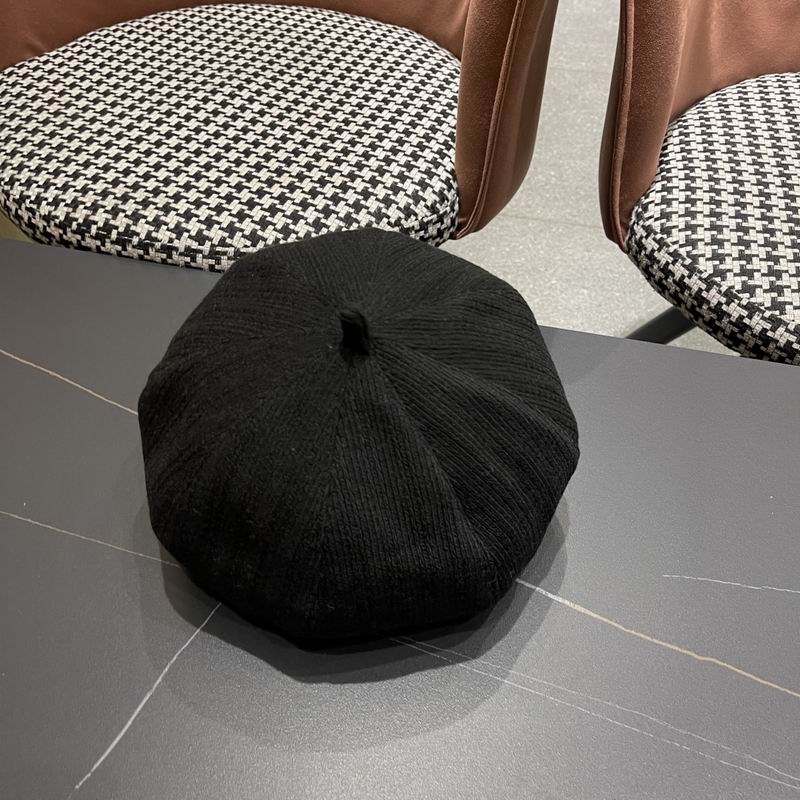LV beret (86)