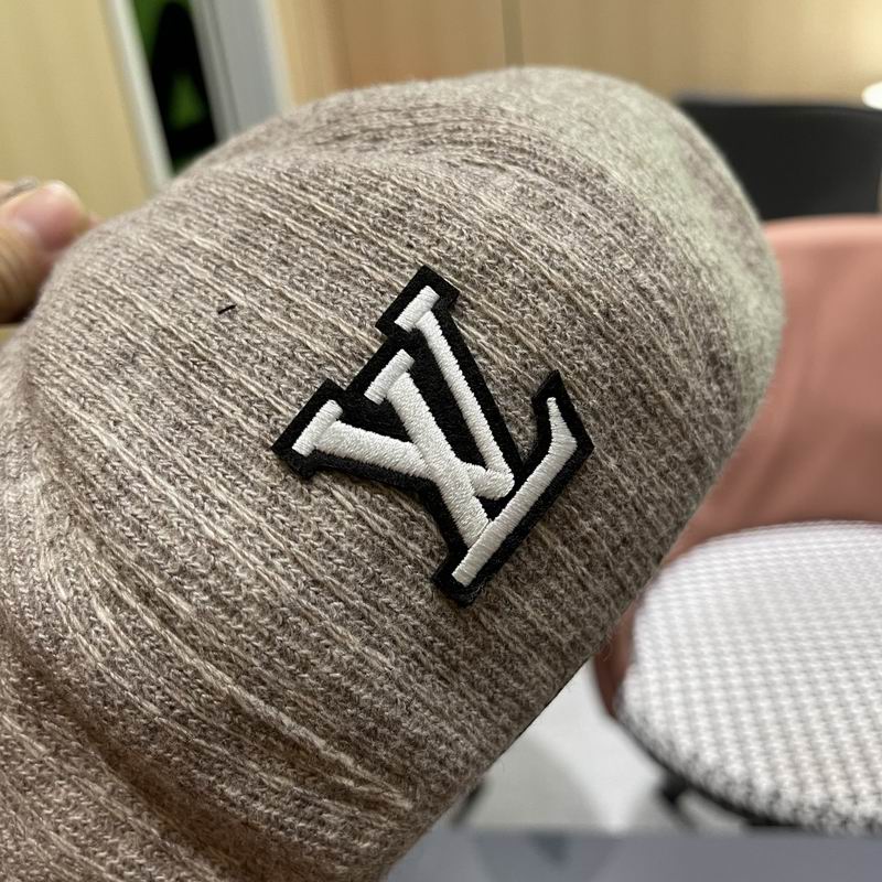 LV beret (96)