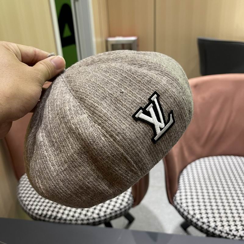 LV beret (97)