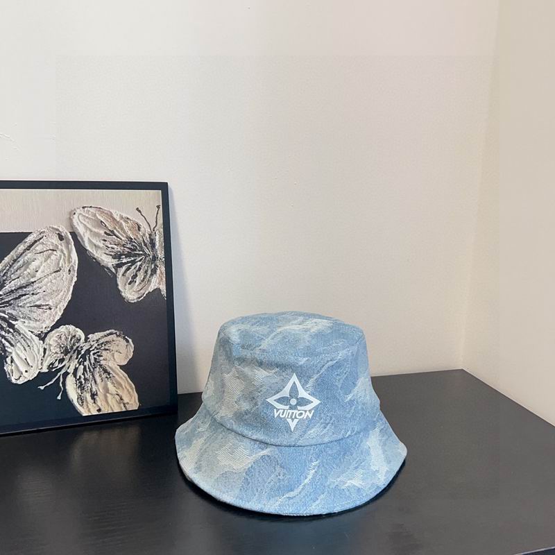 LV hat (139)