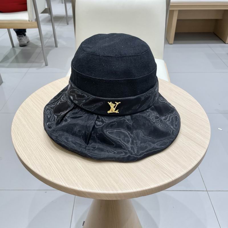 LV hat (165)