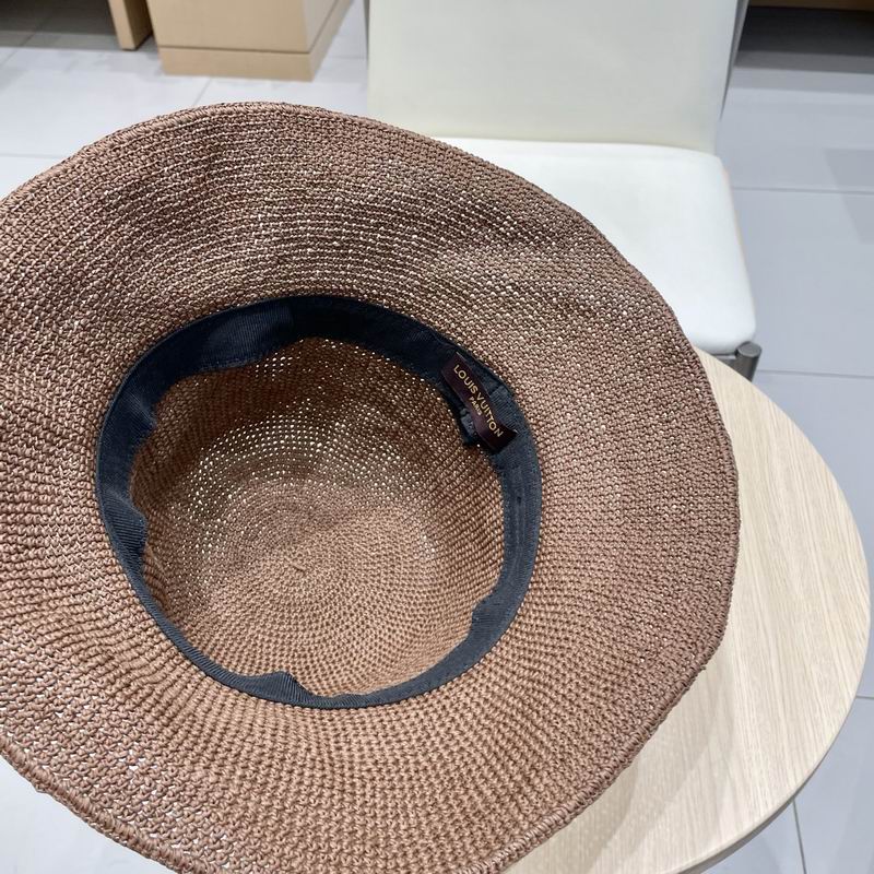 LV hat (258)