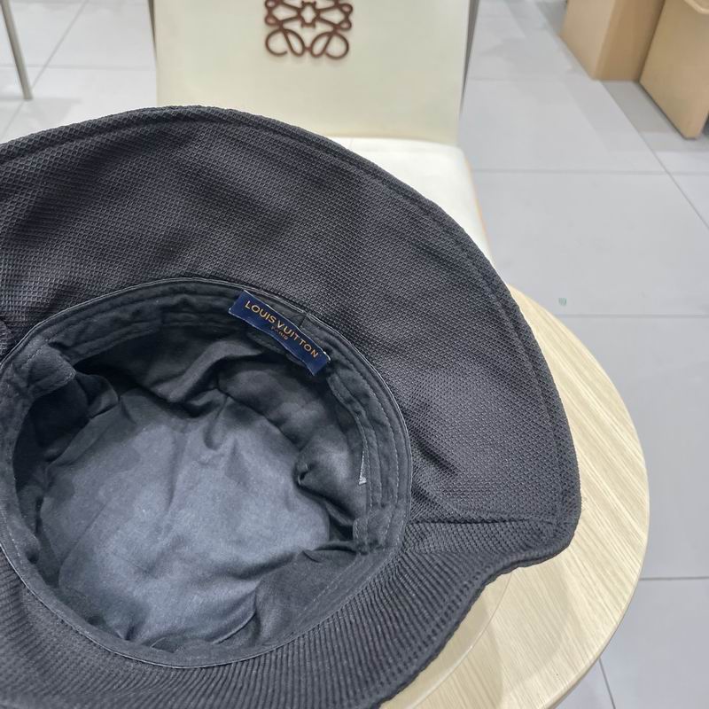 LV hat (28)