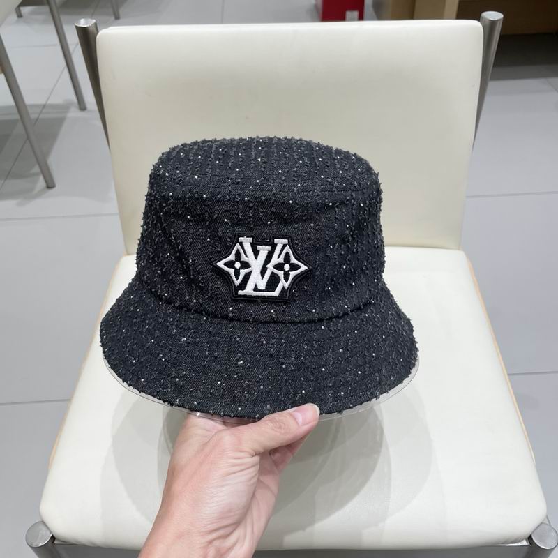LV hat (285)