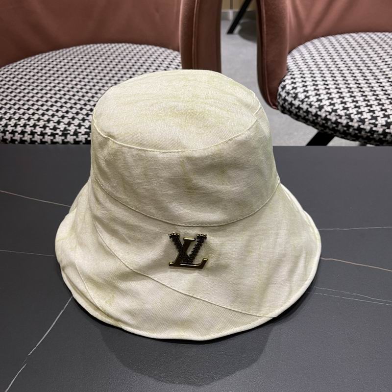 LV hat (301)