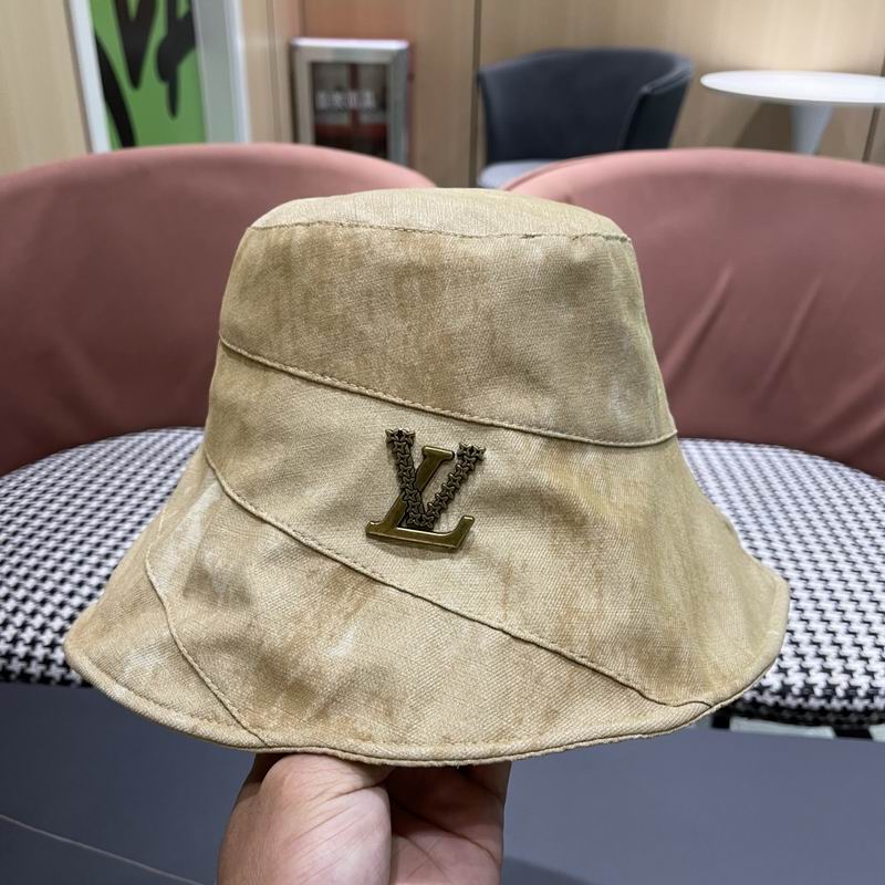LV hat (317)