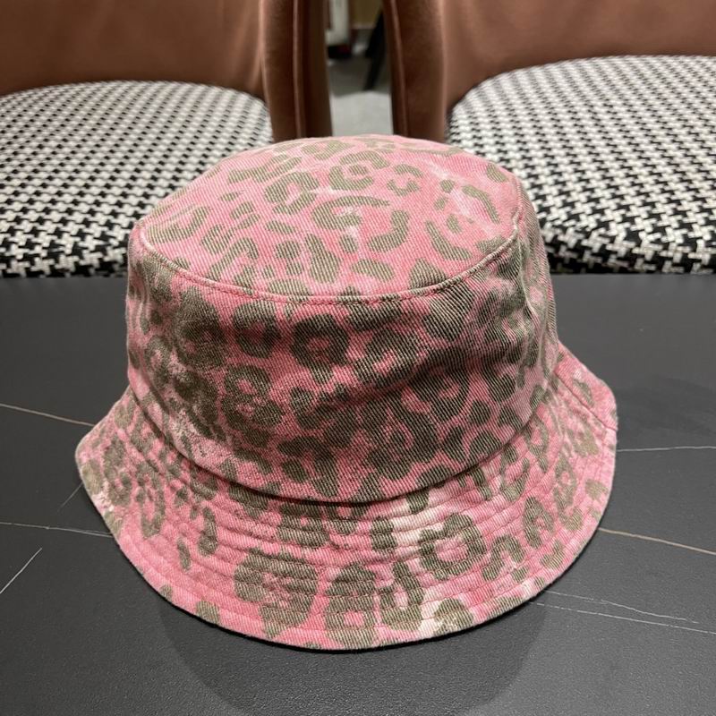 LV hat (330)