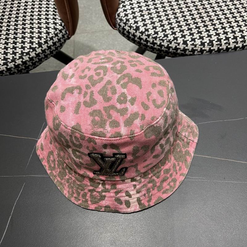 LV hat (331)