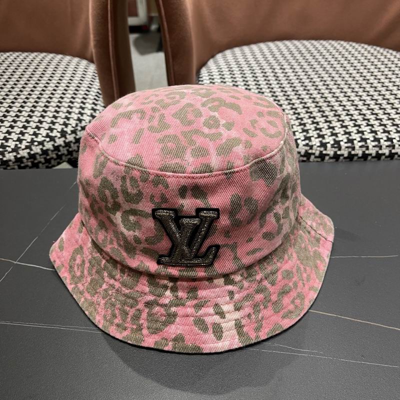 LV hat (334)
