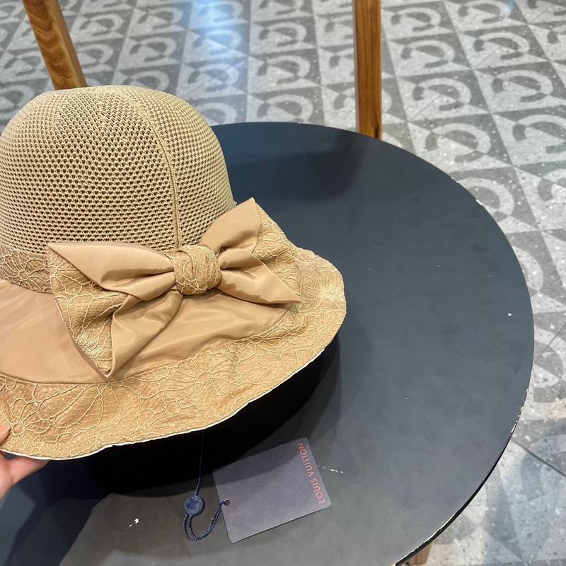 LV hat (367)