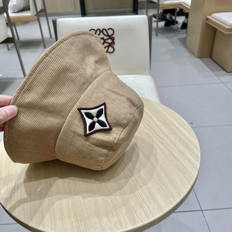 LV hat (48)