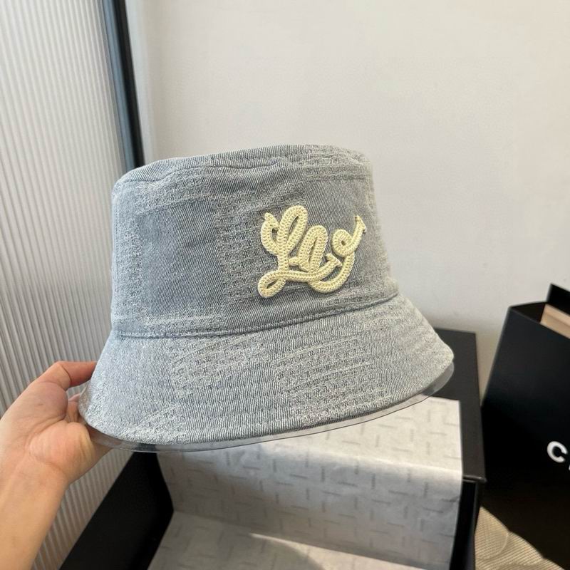 LV hat dx (1197)