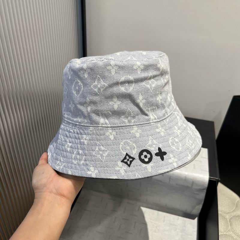LV hat dx (132)