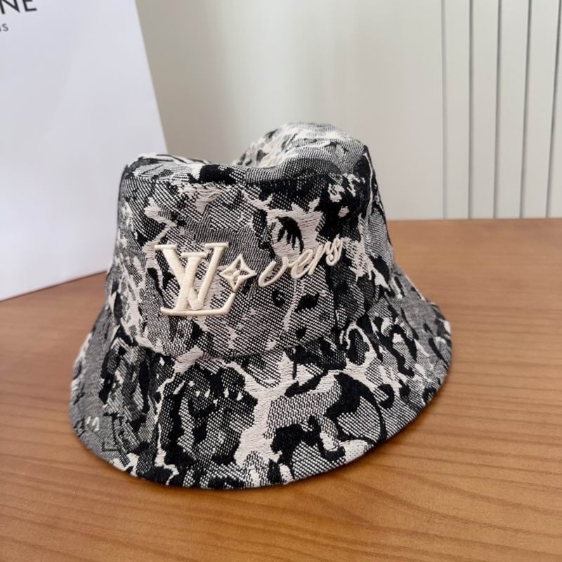 LV hat dx (134)