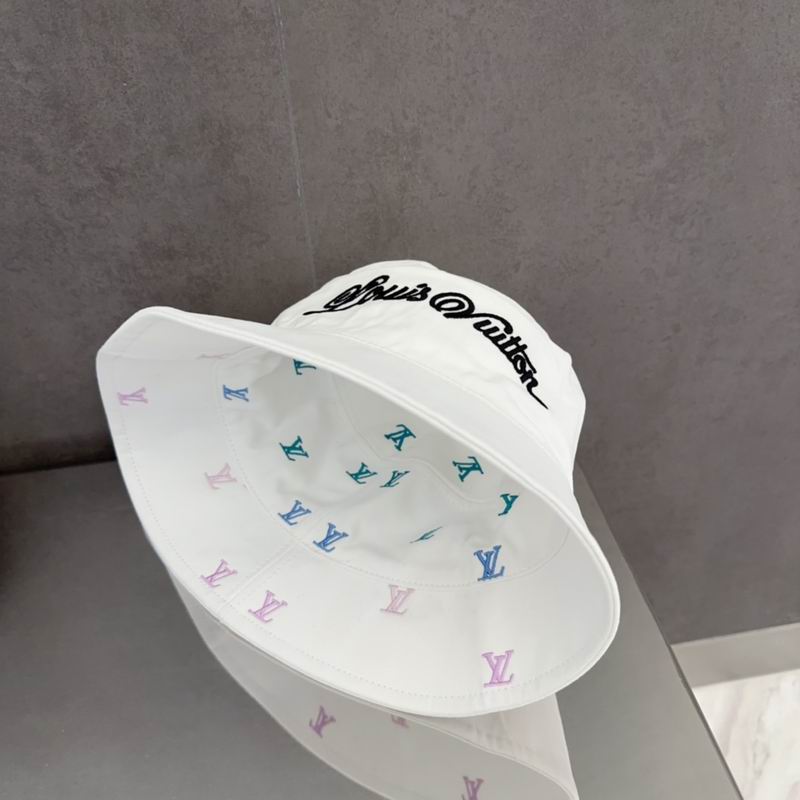 LV hat dx (1349)