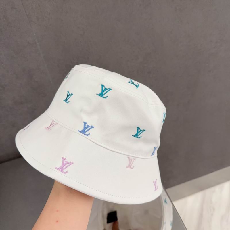 LV hat dx (1353)