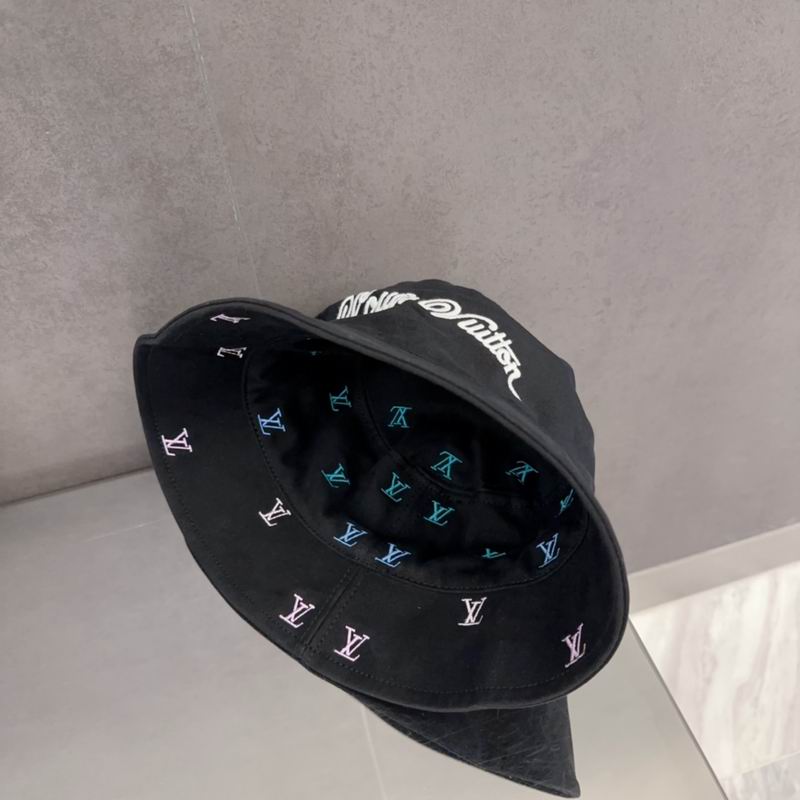 LV hat dx (1358)