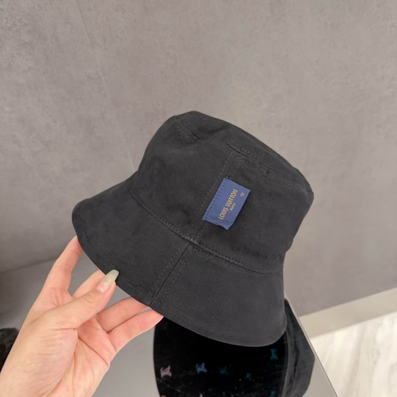 LV hat dx (1359)