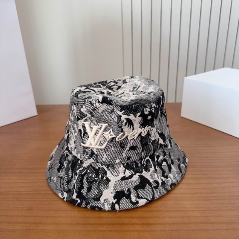 LV hat dx (141)