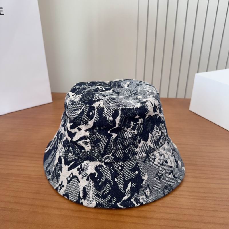LV hat dx (145)