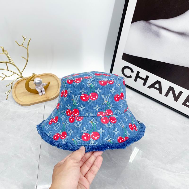 LV hat dx (148)