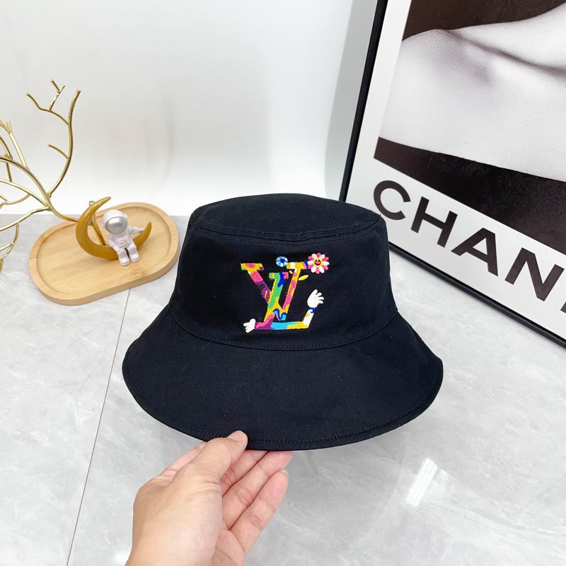 LV hat dx (1579)