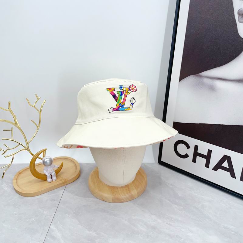 LV hat dx (1592)