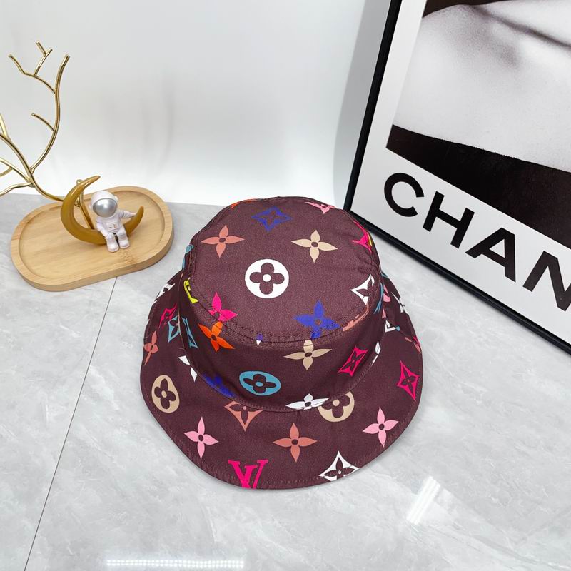LV hat dx (1594)
