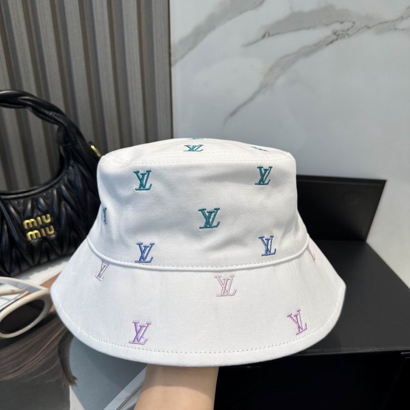 LV hat dx (63)