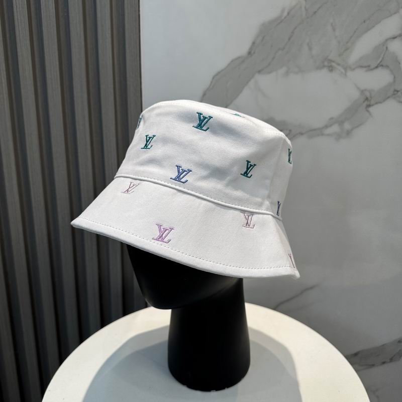 LV hat dx (64)