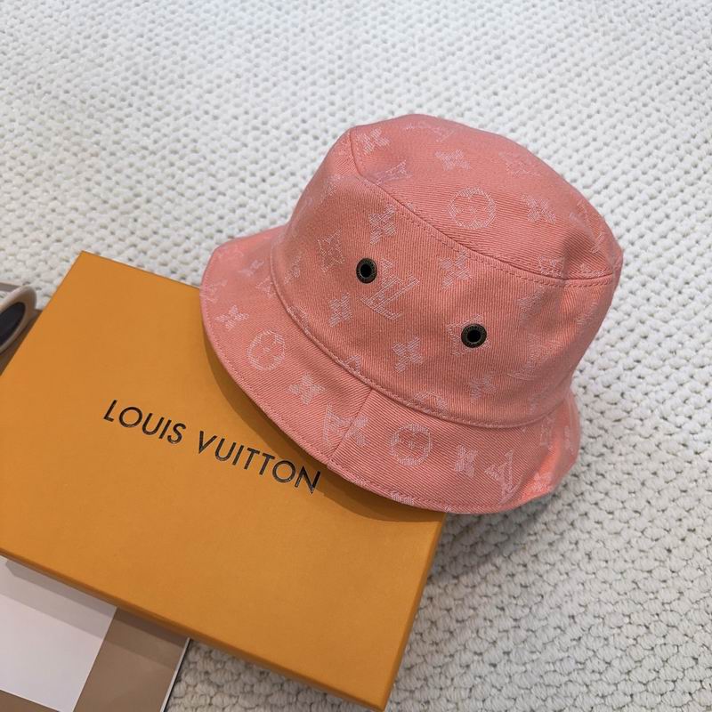 LV hat dx (695)