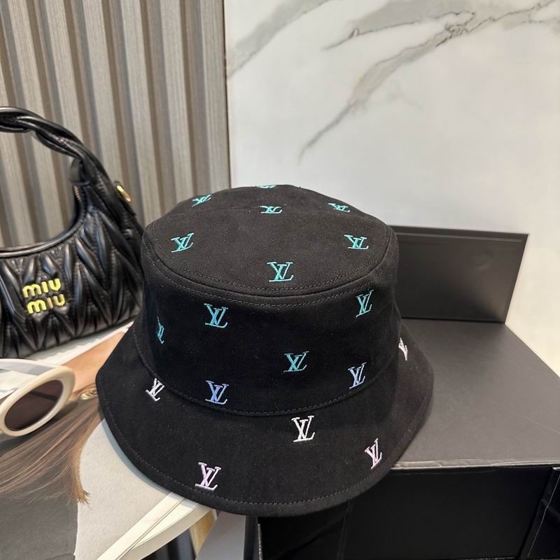 LV hat dx (71)