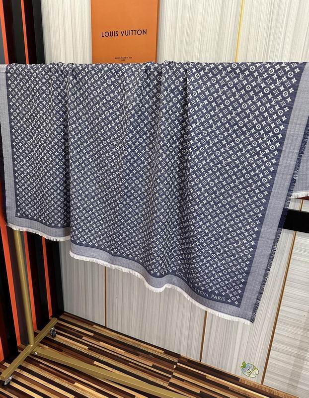 LV scarf 120X120cm 50%羊毛 50%羊绒 E (11)