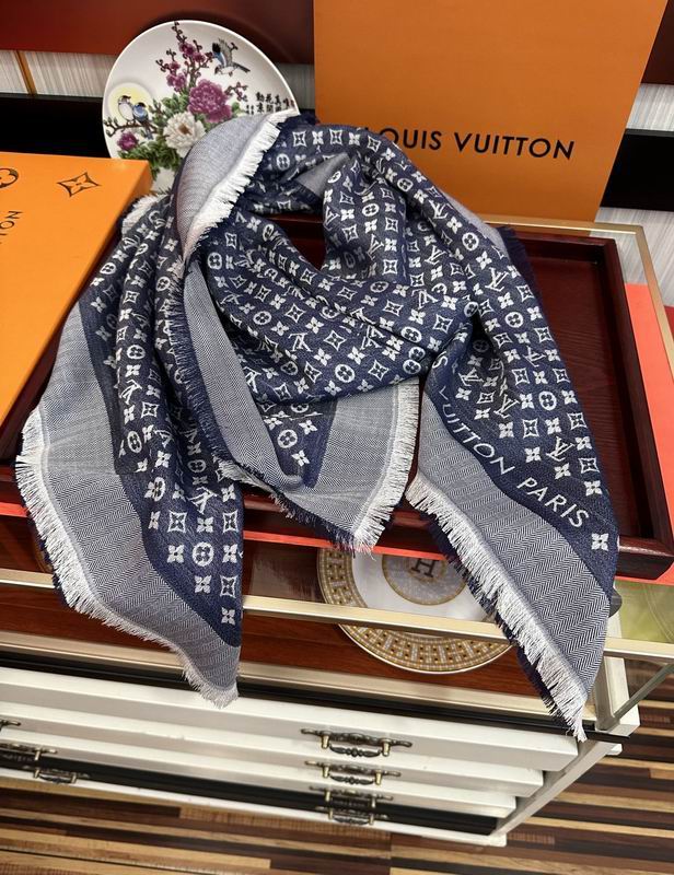 LV scarf 120X120cm 50%羊毛 50%羊绒 E (15)
