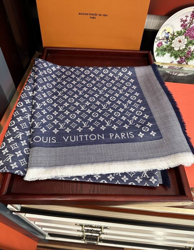 LV scarf 120X120cm 50%羊毛 50%羊绒 E (16)