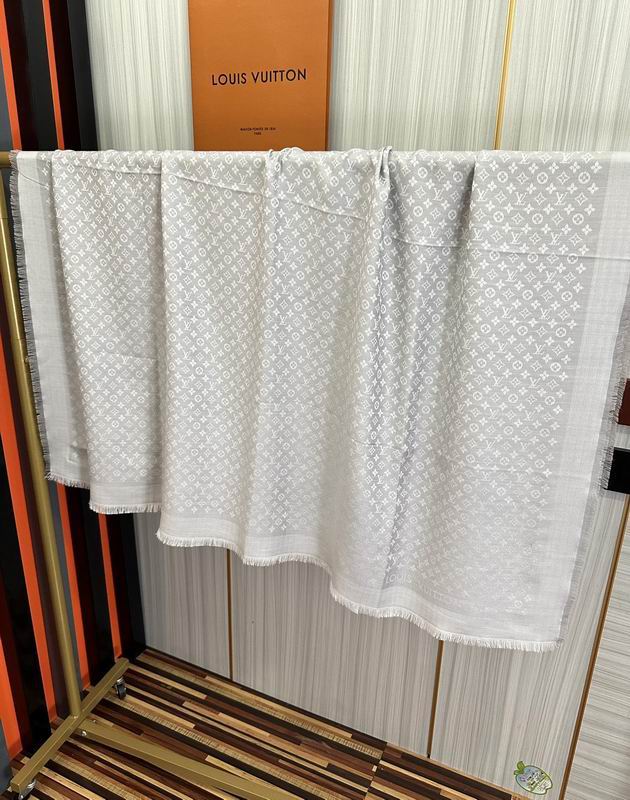 LV scarf 120X120cm 50%羊毛 50%羊绒 E (2)