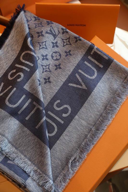 LV scarf 140X140cm 60%真丝 40%羊毛 E (1)