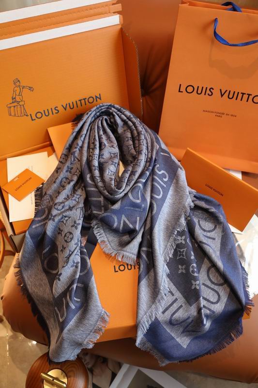 LV scarf 140X140cm 60%真丝 40%羊毛 E (3)