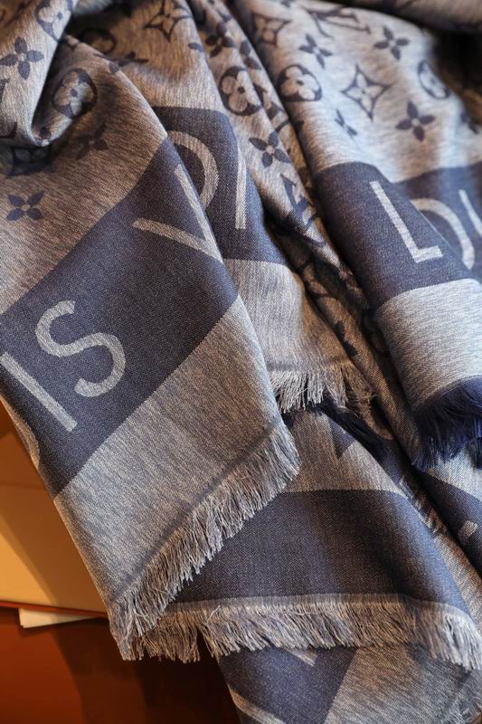 LV scarf 140X140cm 60%真丝 40%羊毛 E (4)