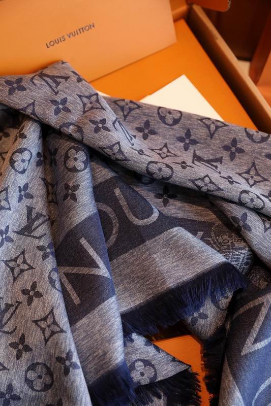 LV scarf 140X140cm 60%真丝 40%羊毛 E (5)