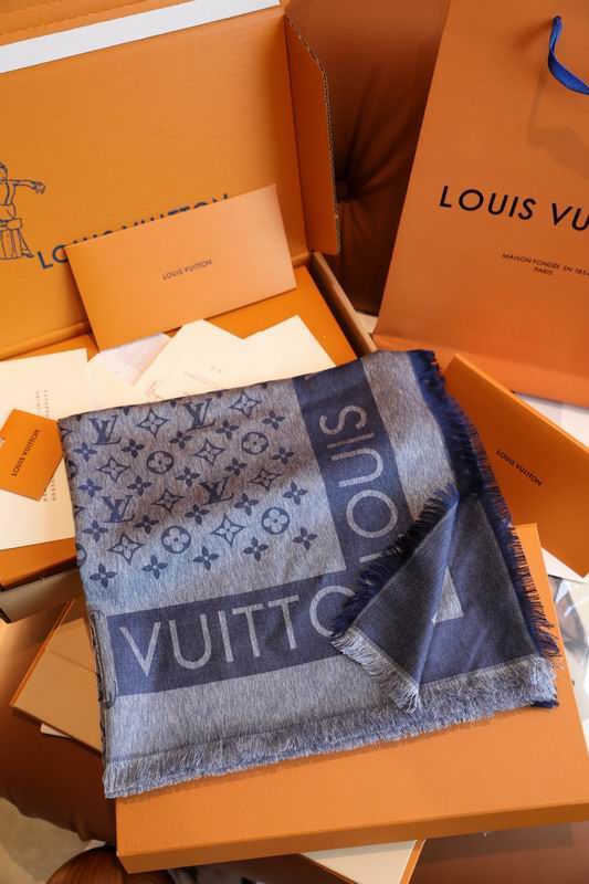 LV scarf 140X140cm 60%真丝 40%羊毛 E (7)