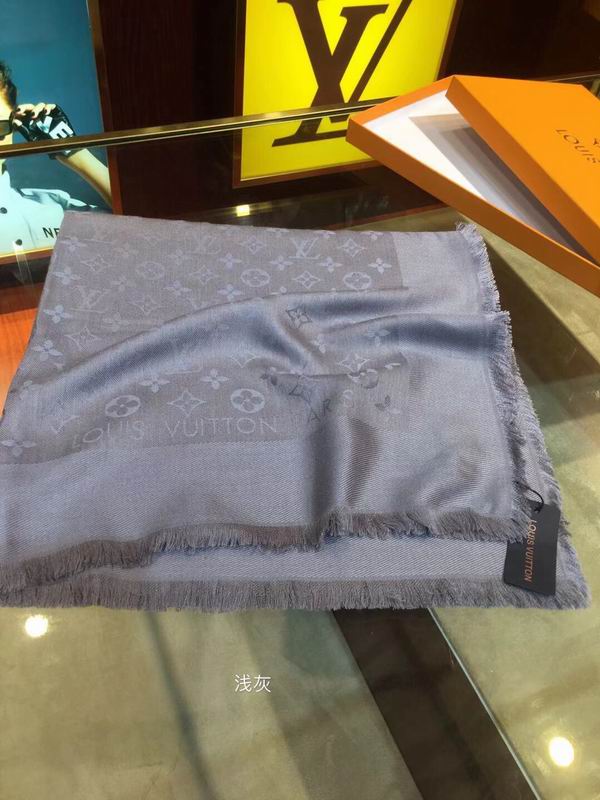 LV scarf 140X140cm 60%真丝40%羊毛 E (175)