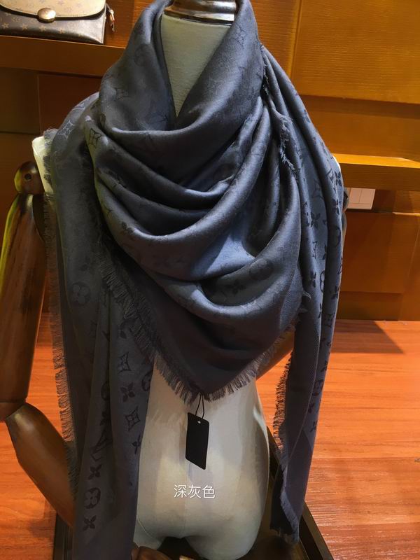 LV scarf 140X140cm 60%真丝40%羊毛 E (179)