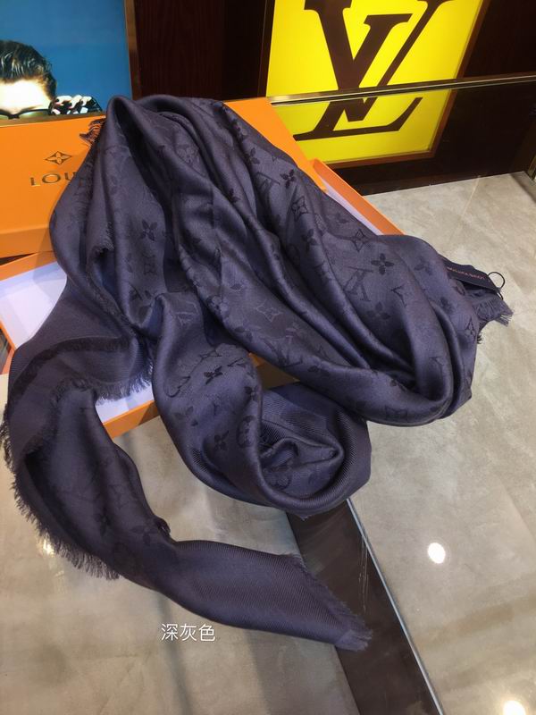 LV scarf 140X140cm 60%真丝40%羊毛 E (180)