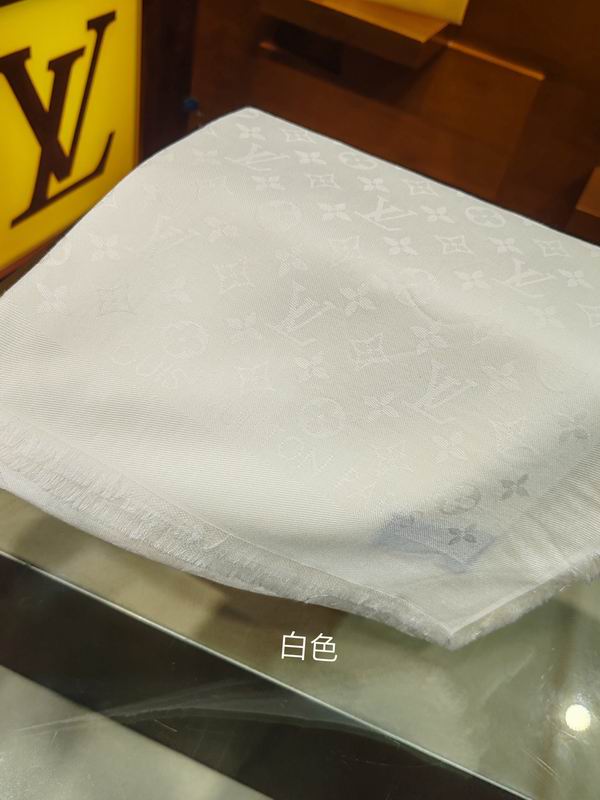 LV scarf 140X140cm 60%真丝40%羊毛 E (2)