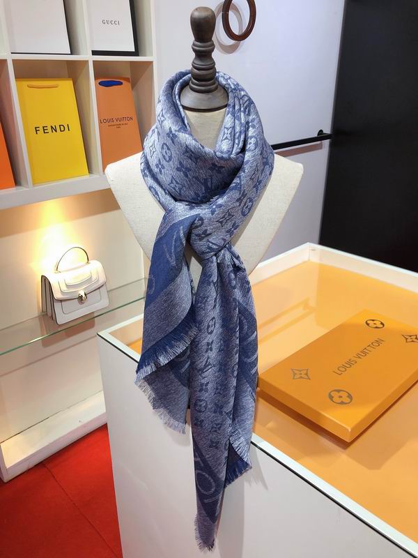 LV scarf 145X145cm 60%桑蚕丝 40%绵羊毛 E (16)